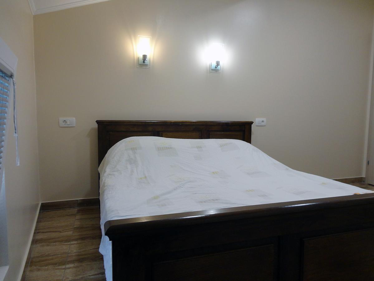 Prenociste "Magnus" Bed & Breakfast Slavonski Brod Exterior photo